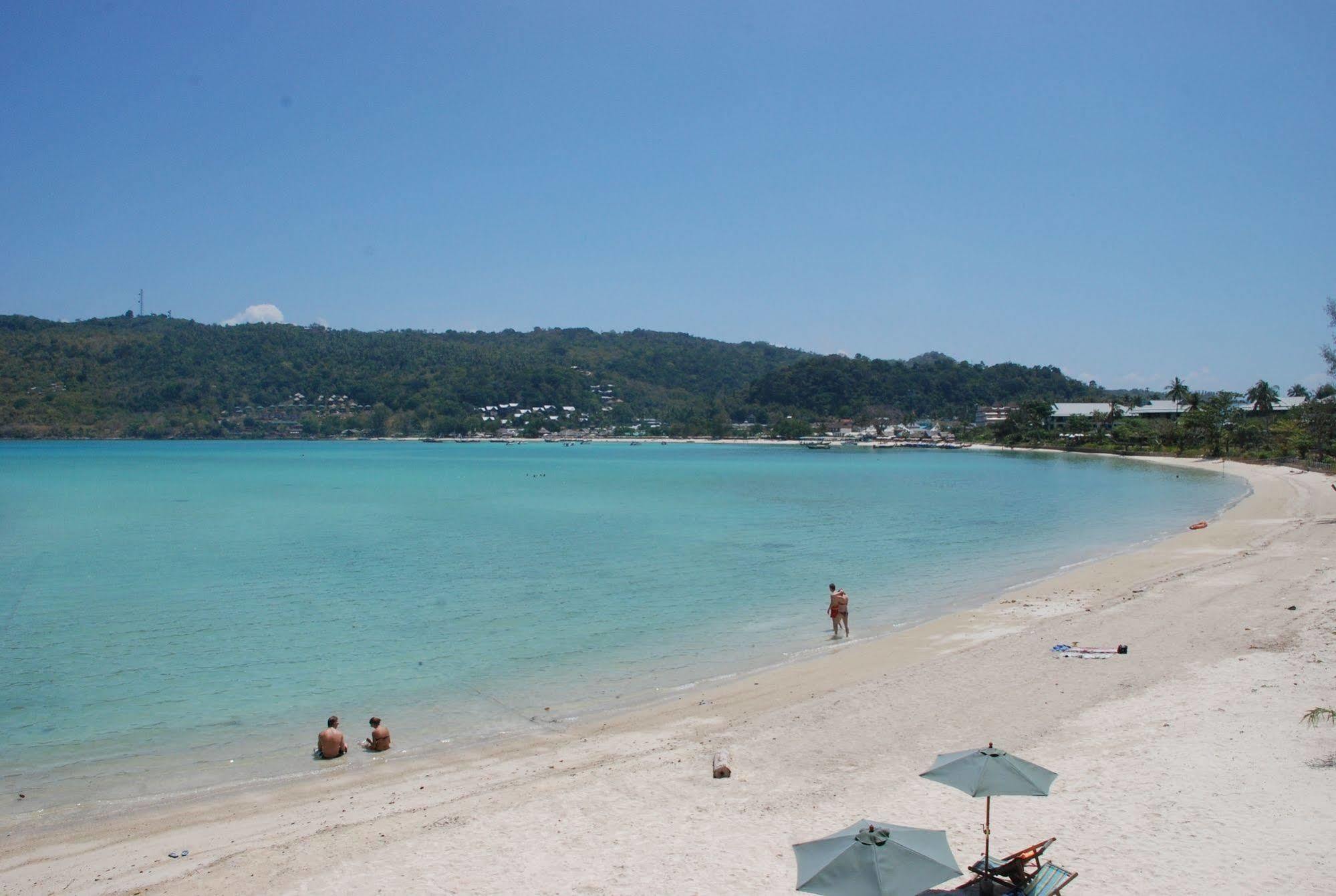 Phi Phi Beach Front Resort Extérieur photo