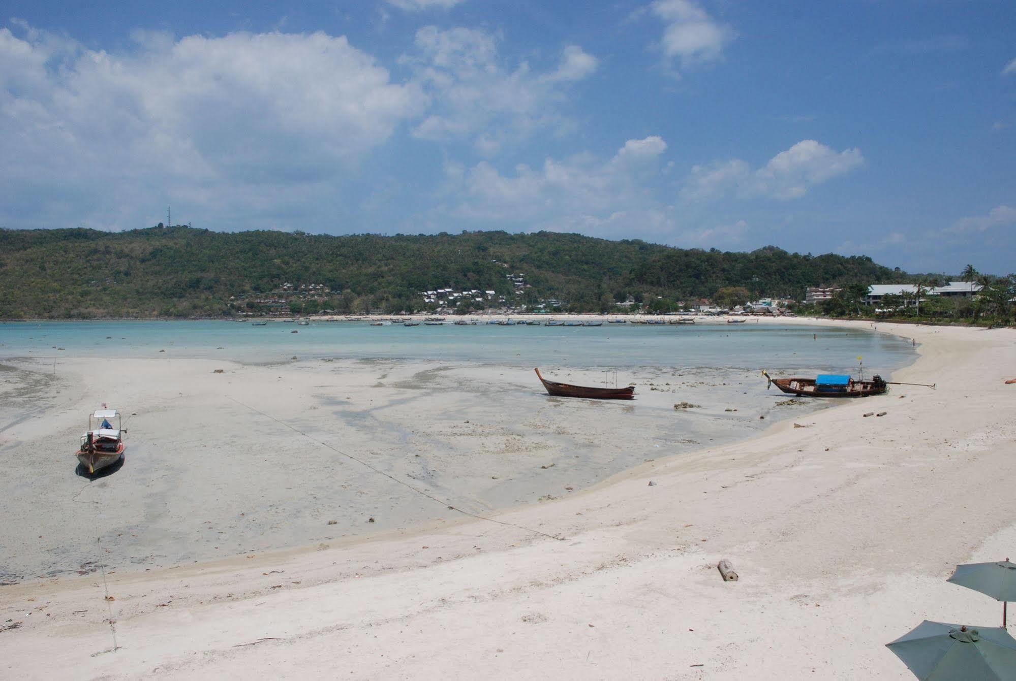 Phi Phi Beach Front Resort Extérieur photo